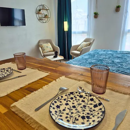 Serenite - Spacieux - Vue - Equipe 卢德