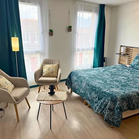 Serenite - Spacieux - Vue - Equipe דירה